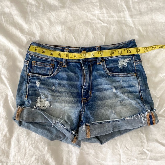 2/$40💜 CLOSET CLEAN OUT: American Eagle denim shorts - Picture 8 of 9